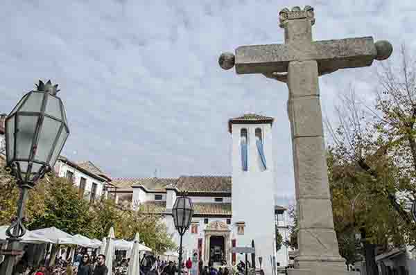 Granada 193 - barrio del Albayzin - iglesia de San Miguel Bajo.jpg